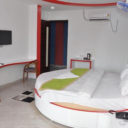 Hotel Blue Bell Raiwala Exterior photo